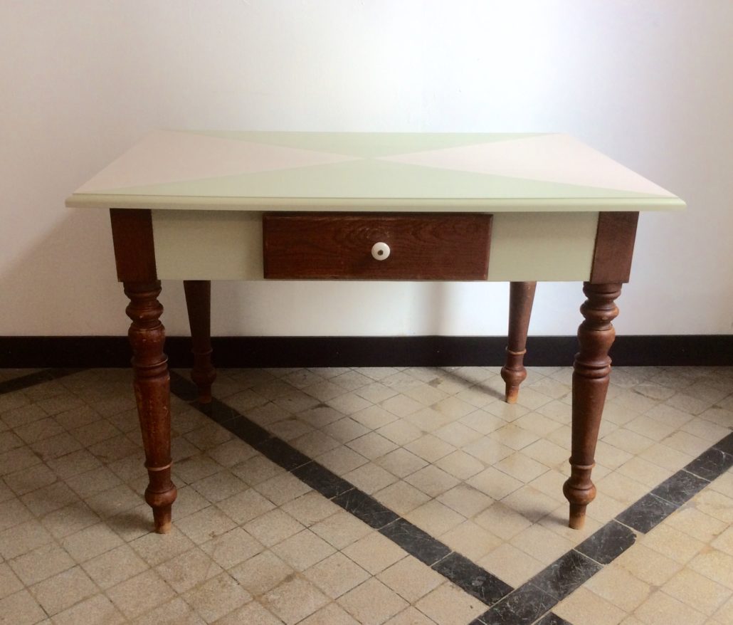 Antiker Küchentisch - My CMS