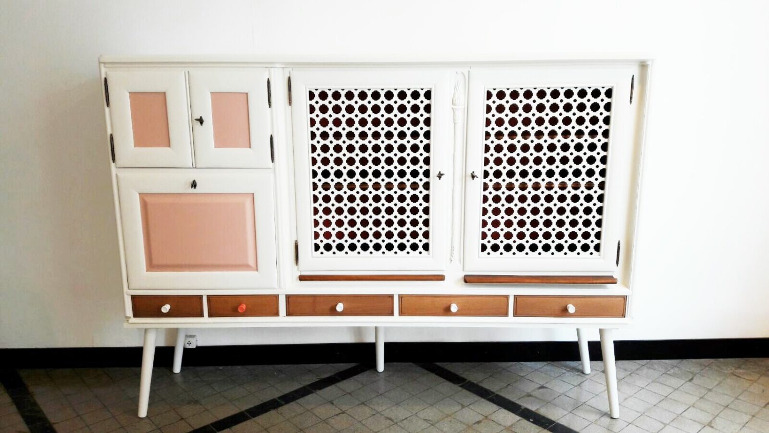 Kommodenschrank - My CMS