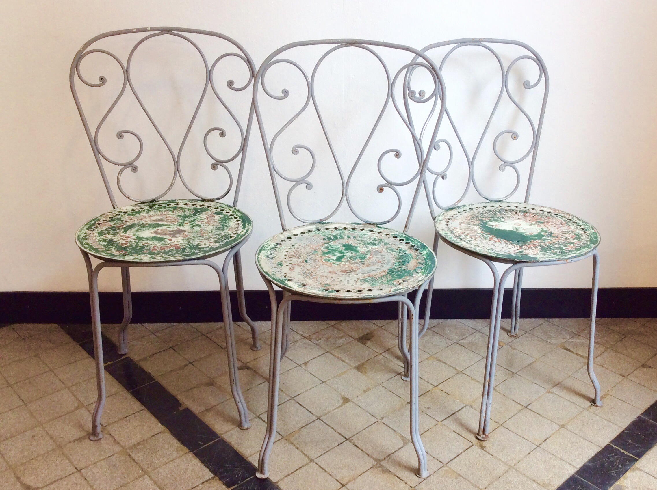 Antike Gartenstühle - My CMS