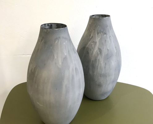 Blumenvasen grau