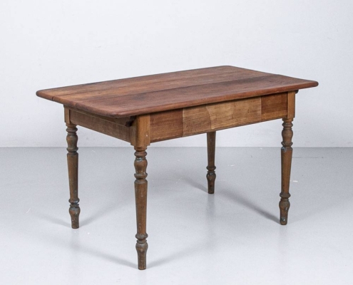 Kirschbaum Holztisch mit Schublade