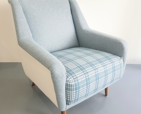 retro Sessel mit Karomuster