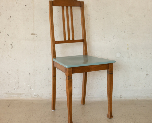 Biedermeierstuhl aus Holz