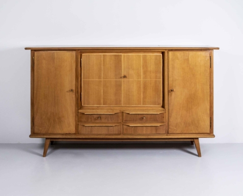 50er Jahre Nussbaum Sideboard