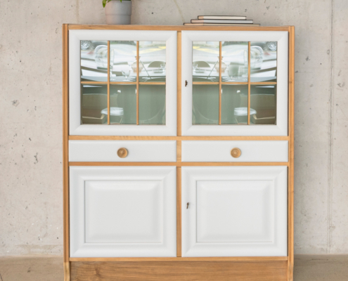Vitrinenschrank 40e/50er Jahre